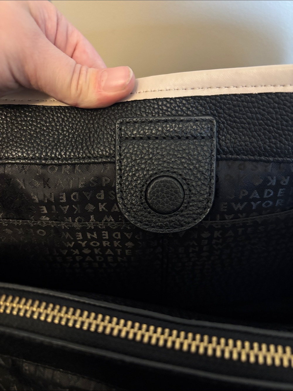EUC Kate Spade Evangelie Tote Black and Cream - Picture 7 of 14